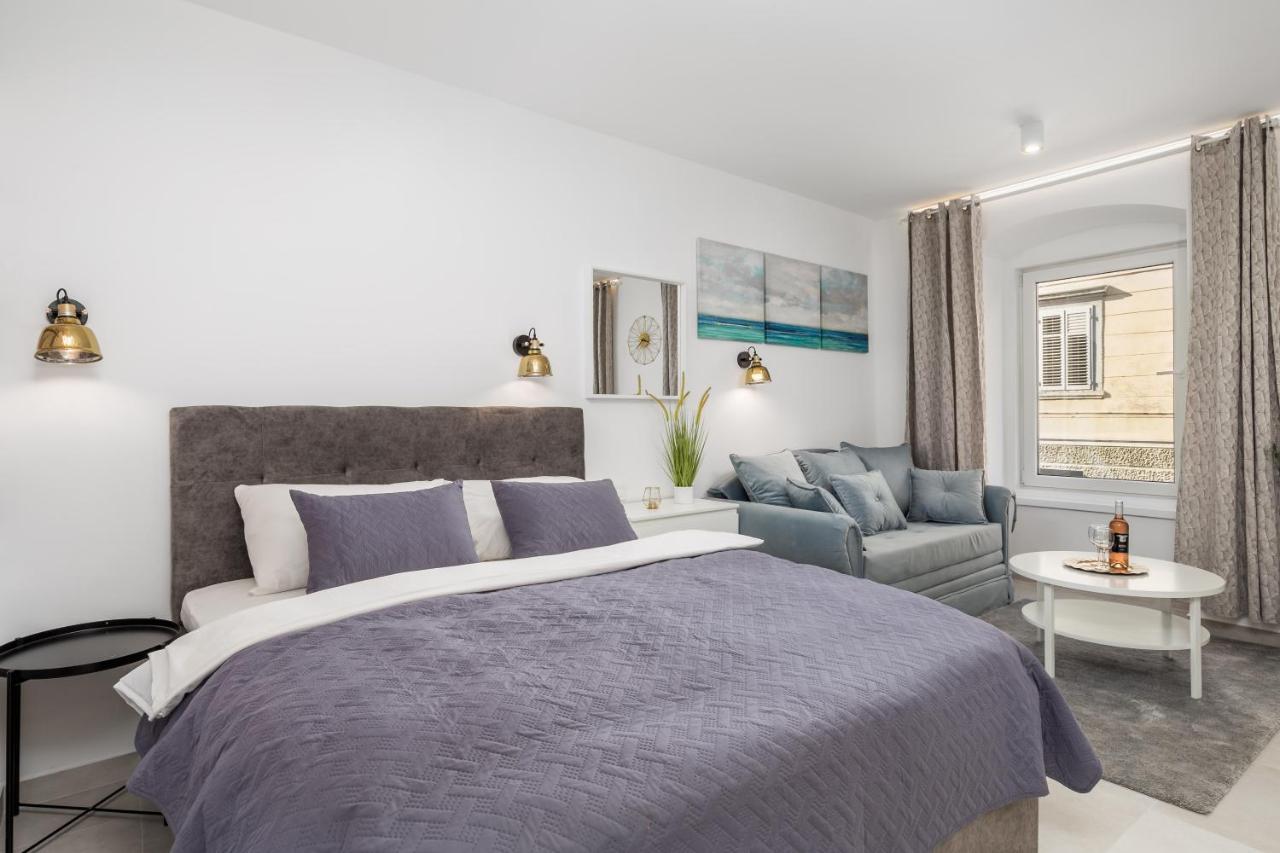 רייקה Srnec Apartments - Korzo מראה חיצוני תמונה