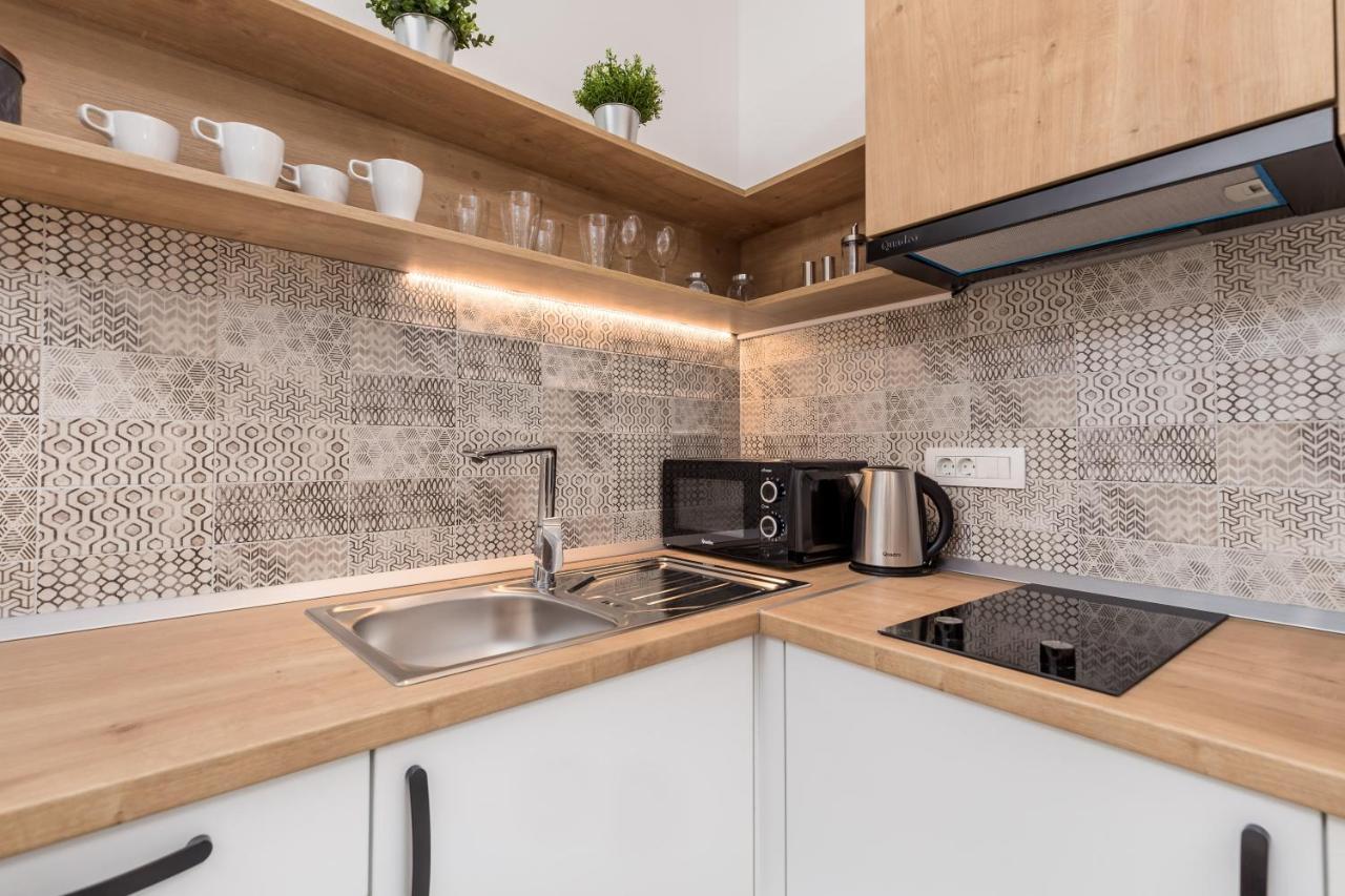 רייקה Srnec Apartments - Korzo מראה חיצוני תמונה
