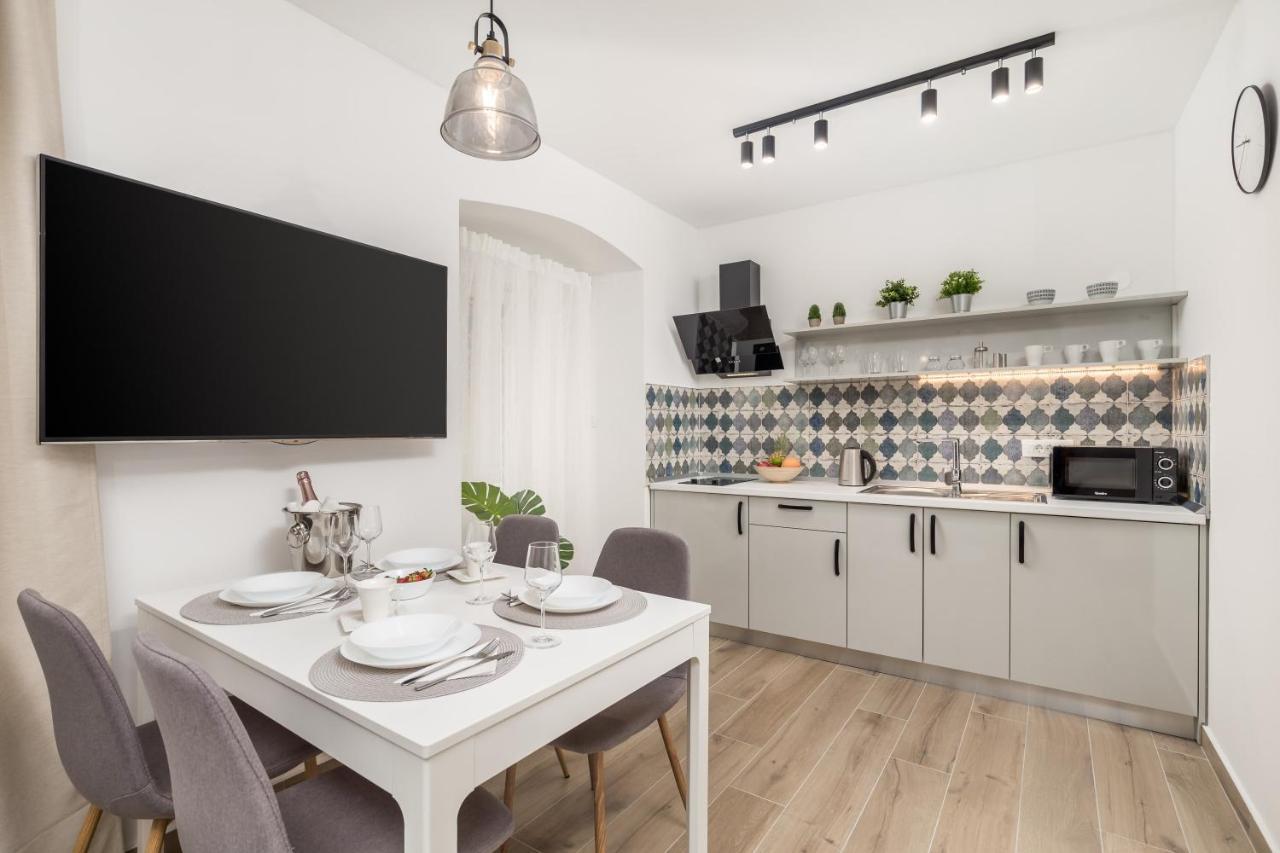 רייקה Srnec Apartments - Korzo מראה חיצוני תמונה