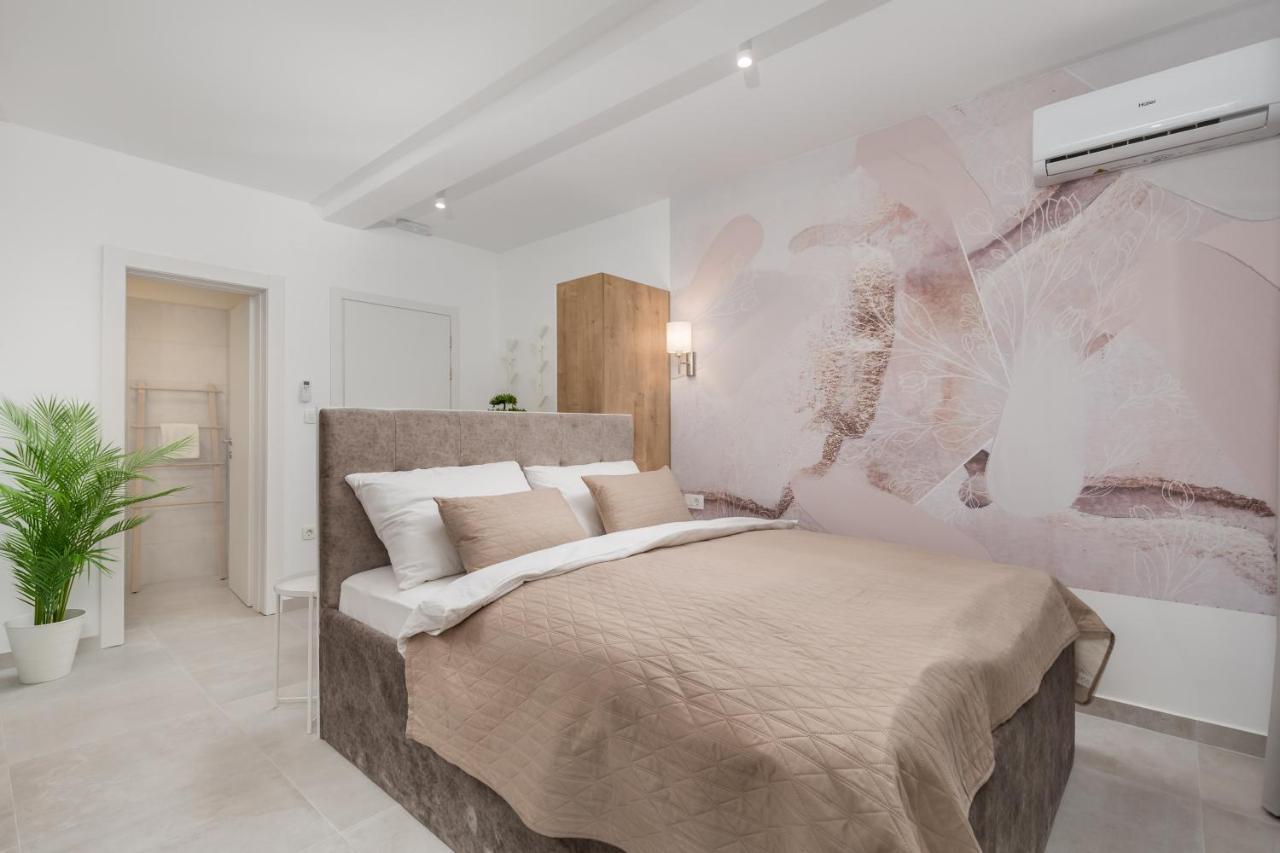 רייקה Srnec Apartments - Korzo מראה חיצוני תמונה