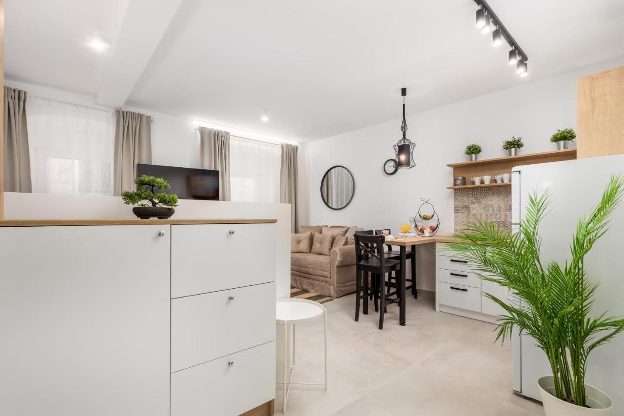 רייקה Srnec Apartments - Korzo מראה חיצוני תמונה